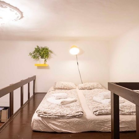 Quiet Cozy Apartment in Party Street e1 Boedapest Buitenkant foto